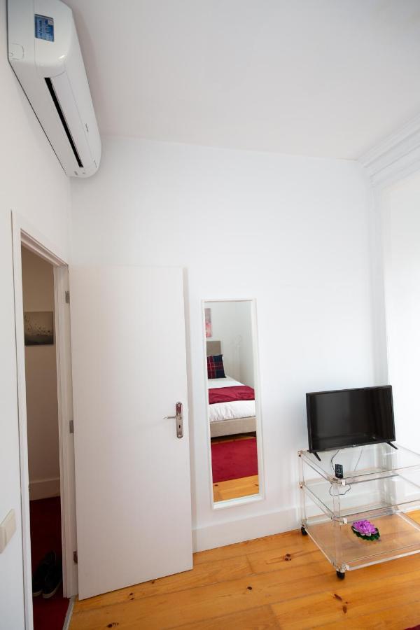 Inn-Chiado Boulevard Guest House Lisboa Extérieur photo
